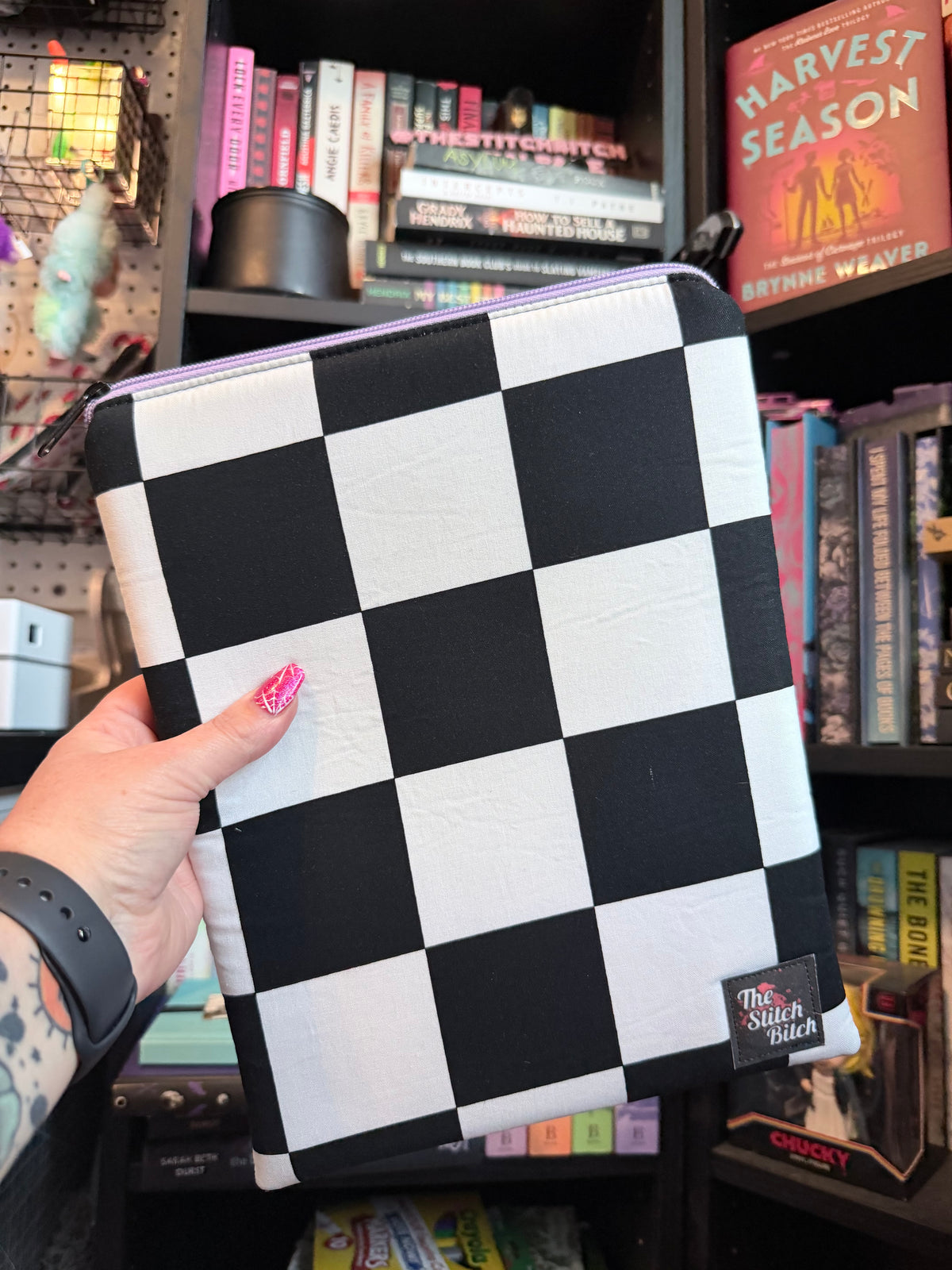 Checkered Sleeve