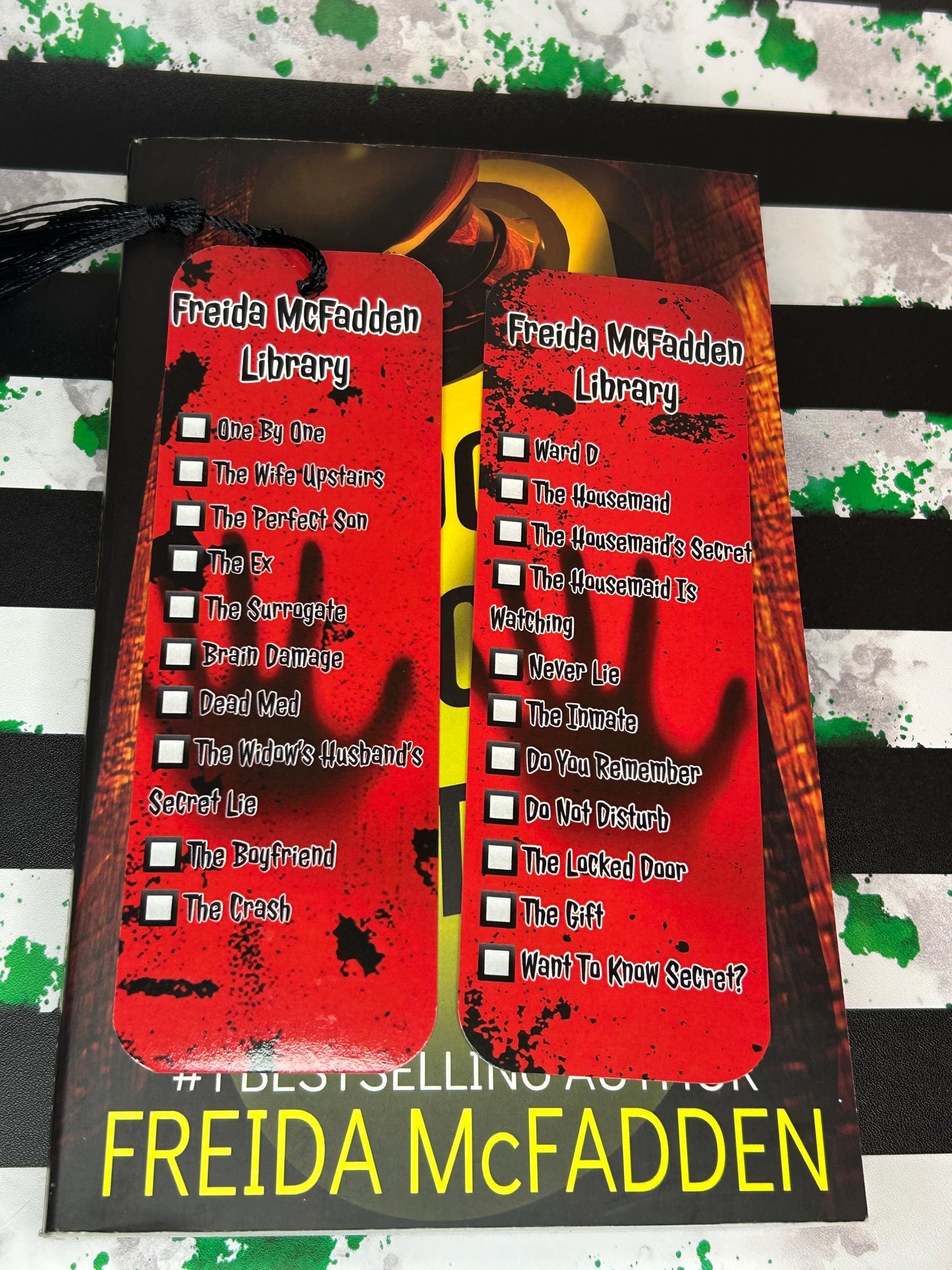 Freida McFadden Thriller Bookmark