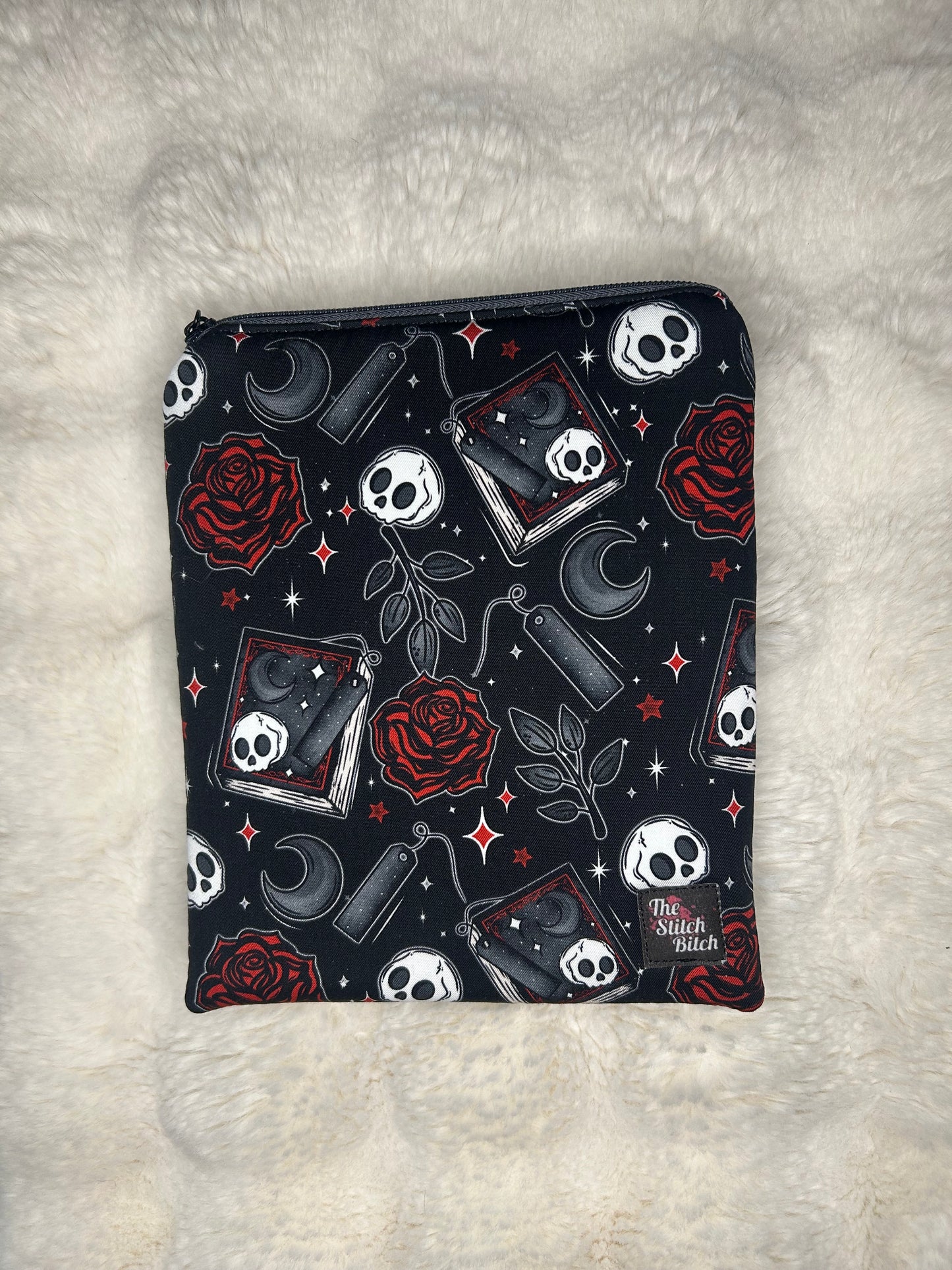 Books and Roses Sleeve