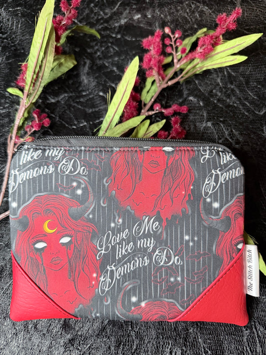 Love me like my demons do Annotation Kit/Zipper Bag