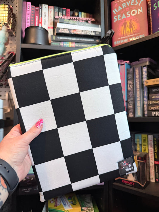Checkered Sleeve