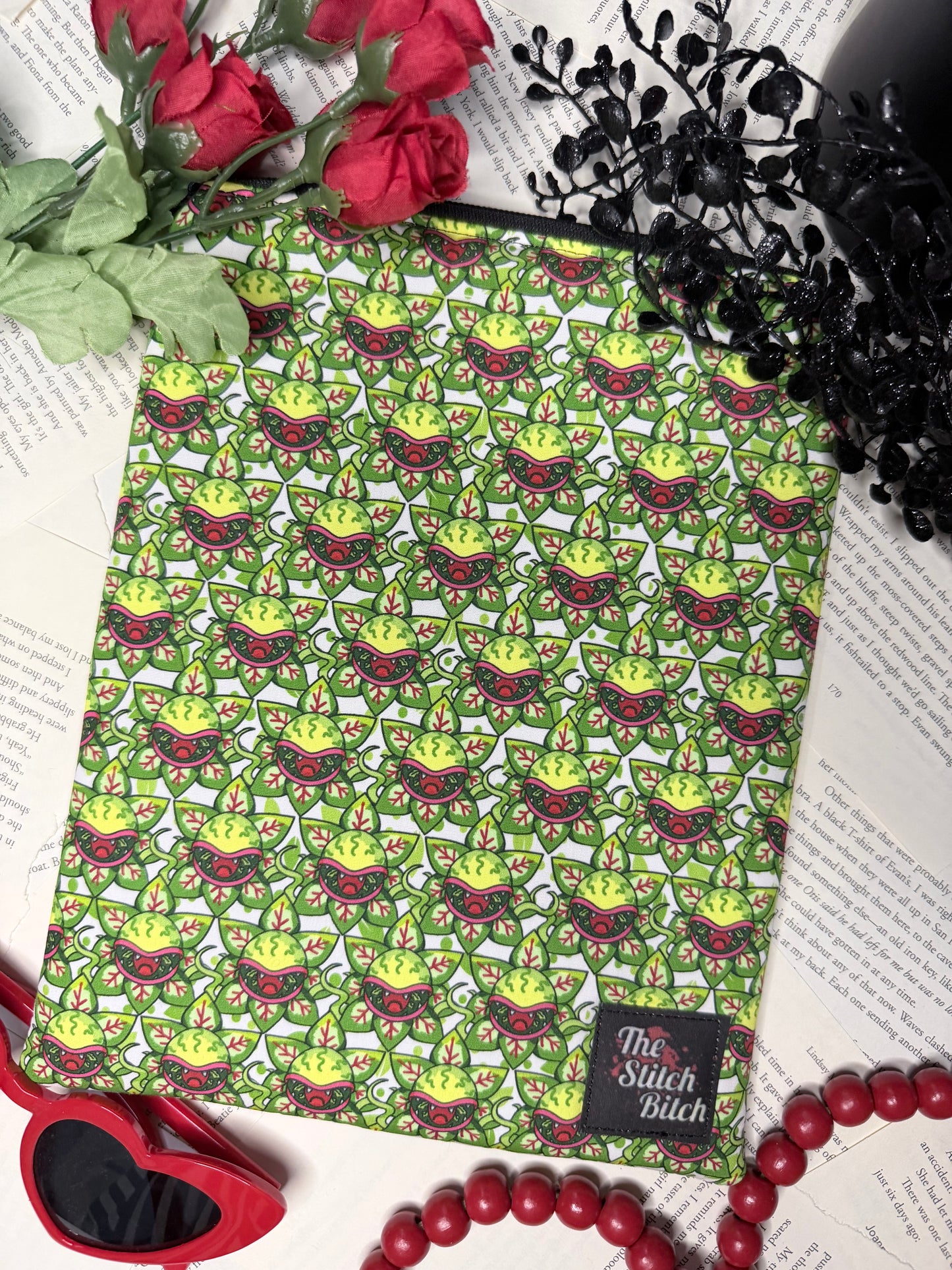 Foliage & Fangs Sleeve